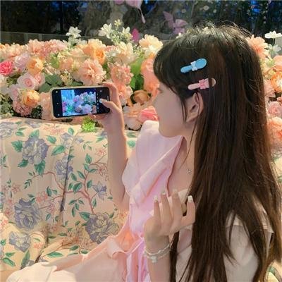 桃红女霸